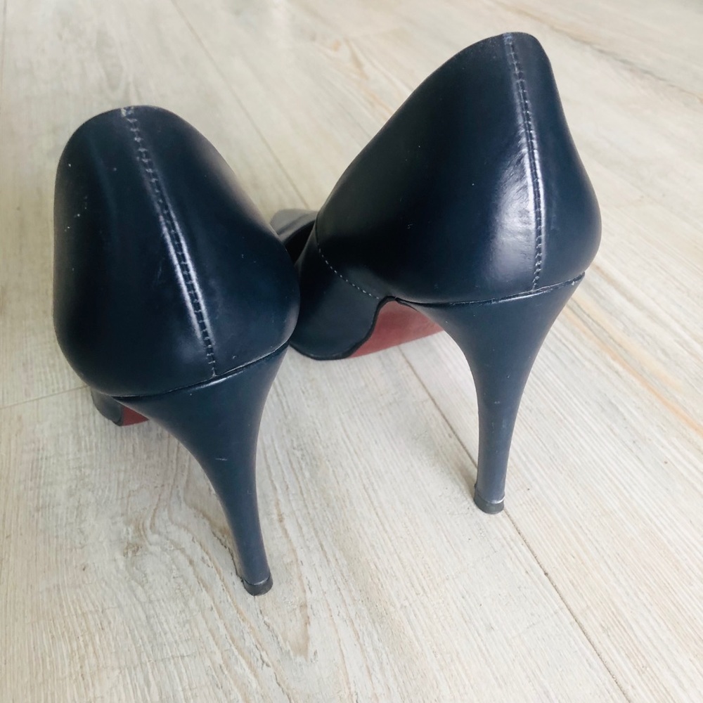 Pumps - Picture 2 of 3